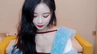 2022666 naked stripping on cam for live sex video chat