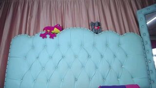 Amira_Falu naked stripping on cam for live sex video chat