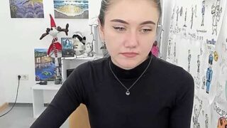 -Kendra-Lee- naked stripping on cam for live sex video chat