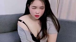 -TOMAYO naked stripping on cam for live sex video chat