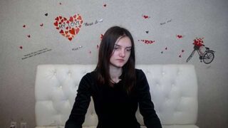 GlorySmile naked stripping on cam for live sex video chat
