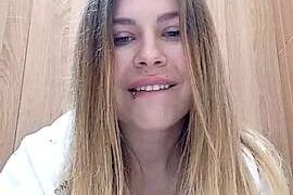 Francesca_Lynn naked stripping on cam for live sex video chat