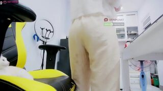 Baby_Helen naked stripping on cam for live sex video chat
