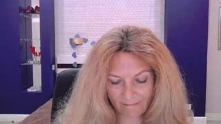 Lucy__Kim naked stripping on cam for live sex video chat