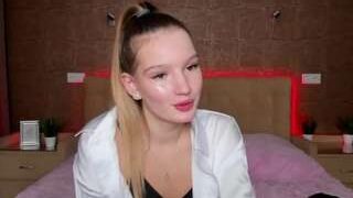 AylinRays nude on webcam in her Live Sex Chat