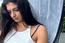 NinaGrace naked stripping on cam for live sex video chat