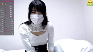 Umi_x naked stripping on cam for live sex video chat