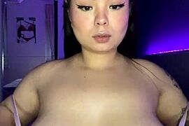 Hana-Noami naked stripping on cam for live sex video chat