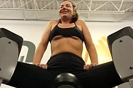 RebeccaXO_ naked stripping on cam for live sex video chat