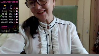 Alma44 naked stripping on cam for live sex video chat