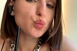 ArtistAnn naked stripping on cam for live sex video chat