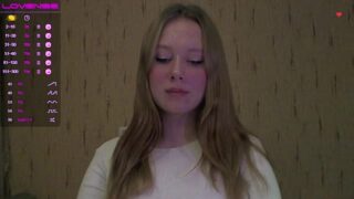kira_lim naked stripping on cam for live sex video chat