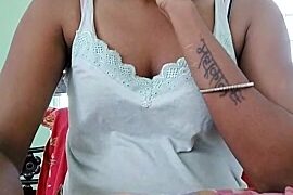 MISSQUEEN09 naked stripping on cam for live sex video chat