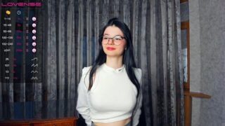 NellieHughes naked stripping on cam for live sex video chat