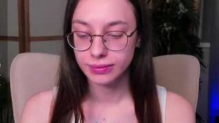 Melanie-Hill nude on sex cam in her Live Sex Chat