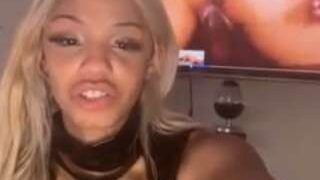 Brattylittlebaby nude on sex cam in her Live Sex Chat