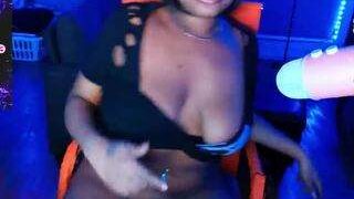 JadeDolly nude on sex cam in her Live Sex Chat