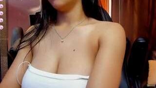 JennSanz nude on sex cam in her Live Sex Chat
