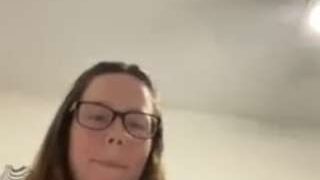 MacieLynn24 nude on sex cam in her Live Sex Chat