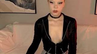 Diligent_Girl nude on sex cam in her Live Sex Chat