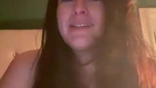 JellyBeanin nude on sex cam in her Live Sex Chat