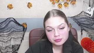 LaraPika nude on sex cam in her Live Sex Chat