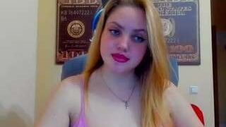 Maddlen nude on sex cam in her Live Sex Chat