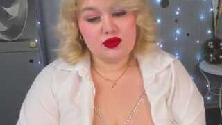 Polly-Shhy nude on sex cam in her Live Sex Chat