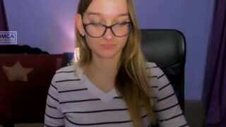lulu-rabbit nude on sex cam in her Live Sex Chat