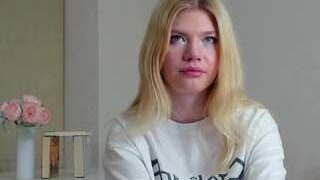 WandaBroadhurst nude on sex cam in her Live Sex Chat
