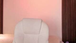 EmilyRoberts9 nude on sex cam in her Live Sex Chat