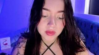 SweettKittyy nude on sex cam in her Live Sex Chat